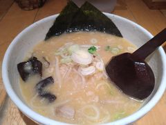 K-NAKA����̔����R���E�V��΋�`�X�ւ̓��e�ʐ^1