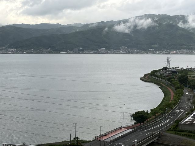 XgŐzK΂ȂH_zK΃T[rXGAij