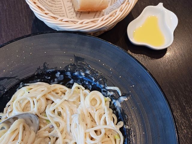 ���C���̃p�X�^�ƃp��_�z�e��JAL�V�e�B�H�c���� Cafe&Dining HARUHORO