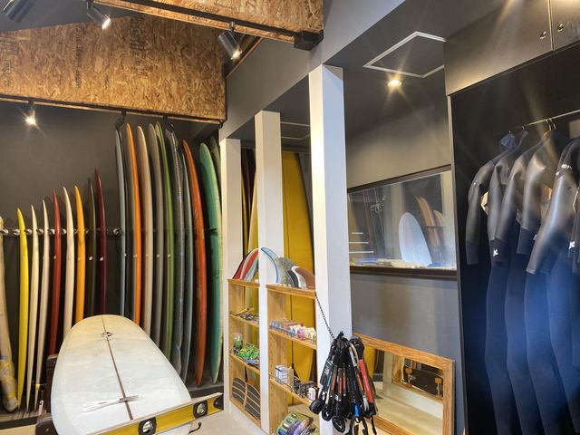 �f�G�ȃ{�[�h����R����܂��B_ZLAND supply house