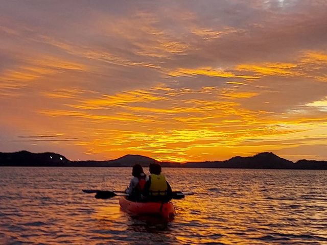 ���Ă�_�g���g���}�����N���u