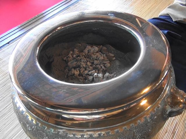 ԕ̉~ɁAŜg܂Δ܂B_ԕ{X