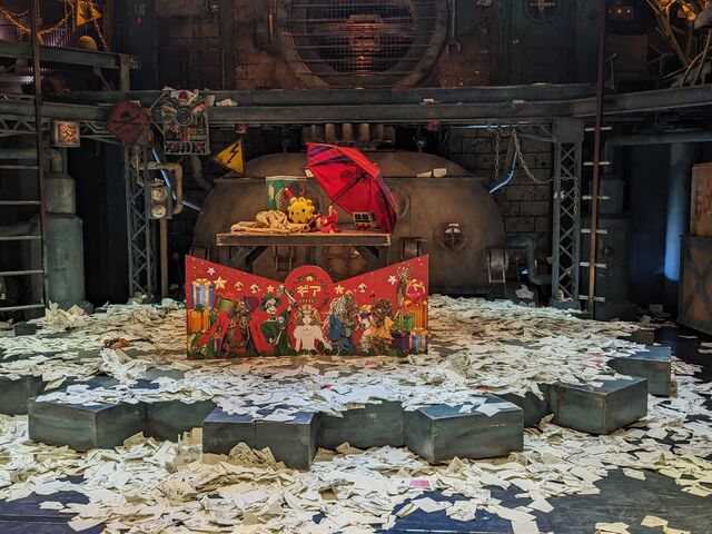 �őO�񂩂�̌i�F�B�N���X�}�X�M�A�̌�A�X�^�b�t����Ɏʐ^�B���Ă��炦�܂��B_�w�M�A-GEAR-�x��p����