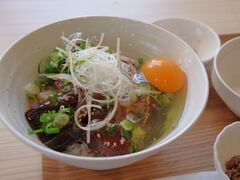 �܂������̓��̉w �߂����̗��y�������ւ̓��e�ʐ^1