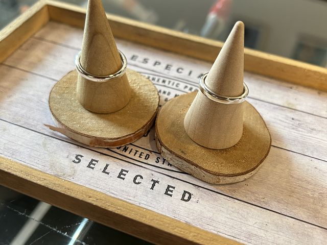 �o���オ��ł��B�����Ƀ��b�Z�[�W�������܂��I_�C�h�A�[�g�W���G���[��i�X