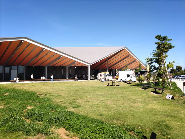 ���݂��ĂƂĂ��傫���Ȃ������̉w���傤�Ȃ�_���̉w ���傤�Ȃ�