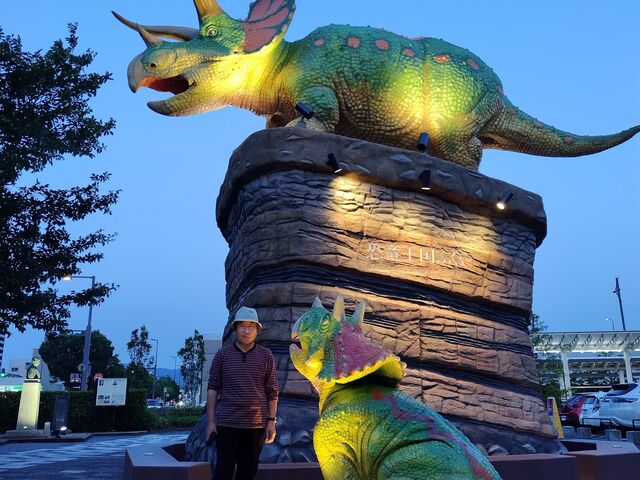 ̃gPgvX̐eqBD܂B_wuLv