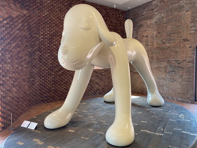 �͉̂��O�W���ł������A���͂�񂪑q�ɂ̒��ɓ����Ă��܂��B�G���g�����X�Ȃ̂Ŗ����Ō���܂��B_�O�O��񂪑q�ɔ��p��