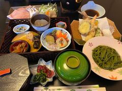 �悵�ق���̒r�̎R���@����ق����ւ̓��e�ʐ^1