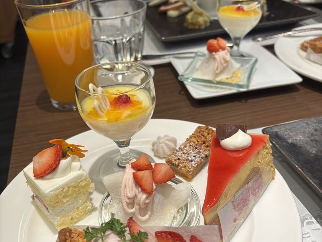 �X�C�[�c�r���b�t�F_�I���G���^���z�e���L��