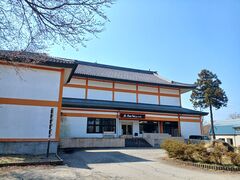 �̂�䂫����̒����s�^���j���������فi�������D�~���[�W�A���j�ւ̓��e�ʐ^1