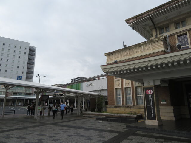 �i�q�ޗǉw�Ɗό��ē���_�i�q�ޗǉw