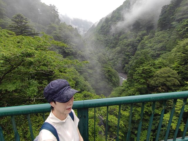 ォ͏܂ł100m邪A`łȂ_򗴋