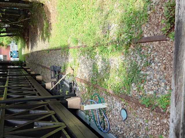 �������X�ѓS���̃��[�����䂸�̐X�Ɉڂ����ꏊ�@���L�n�ł����A�䂸�̐X�͓���܂��@���̎ʐ^�͏c���t_�䂸�̐X���H��