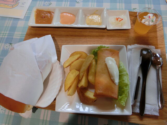 uʊCW{z^eo[K[ṽZbgłBɕʊCY̋Ă܂B_tlC`[Z^[