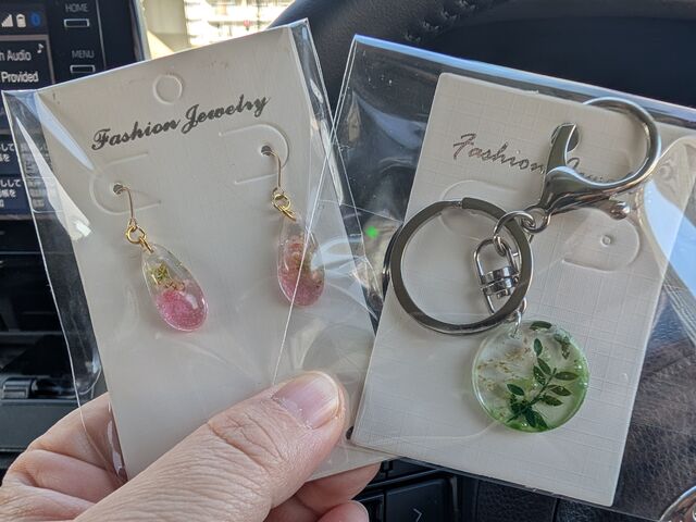 �s�A�X�ƃL�[�z���_�[���܂���_tiare~ayuna