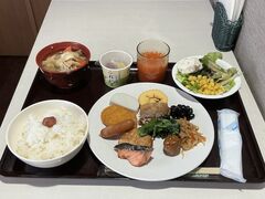 �z�e���E�B���O�C���^�[�i�V���i�����͌��̎ʐ^1