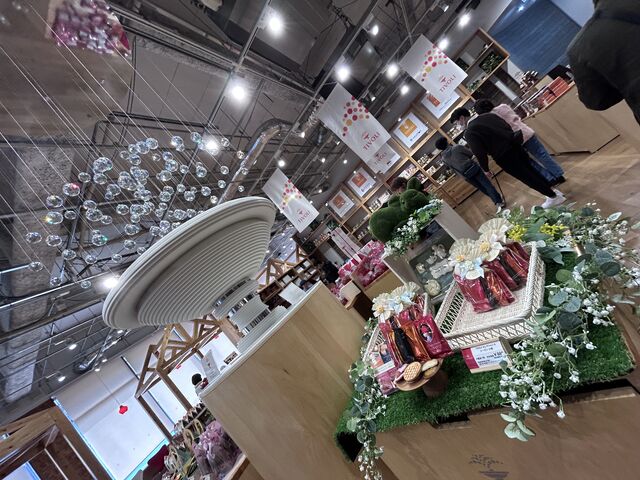 �X��_���ڂ蓒�͌��X�C�[�c�t�@�N�g���[