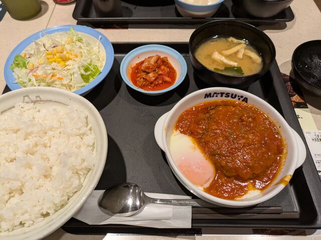 ���B����̏��� �G�C�g�^�E���{�{�X�̓��e�ʐ^1