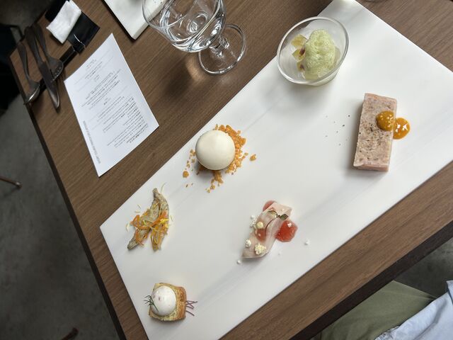 �O��_THE LIVELY KITCHEN OSAKA HONMACHI