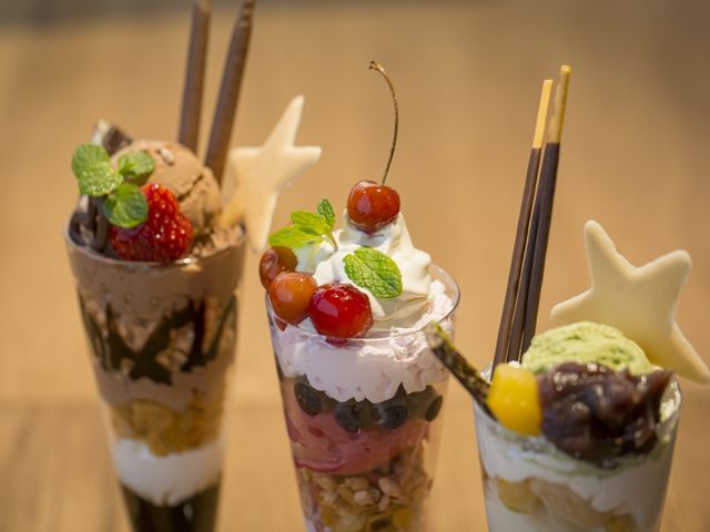 �{�����[�������Ղ�̃p�t�F_���ʉ���@���ӂ�cafe�@���V��