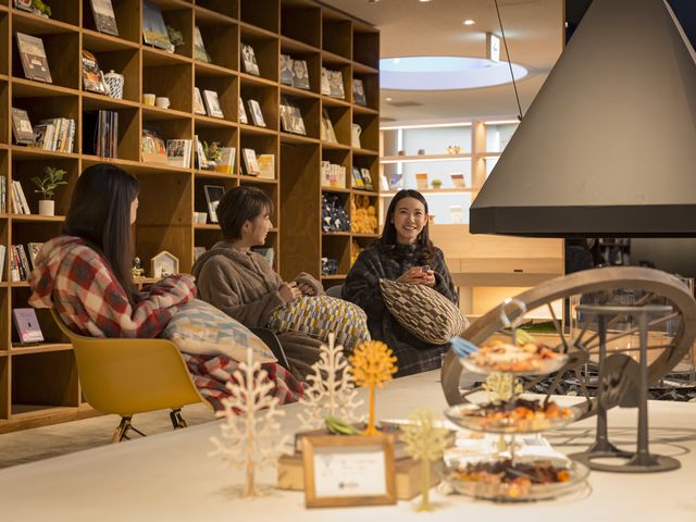 �g�F�̎���Ŗ����R�[�q�[���y�����_���ʉ���@���ӂ�cafe�@���V��