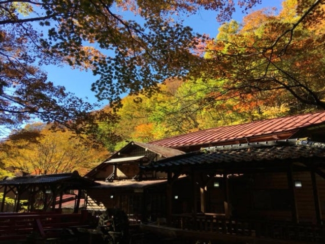 ���ω���