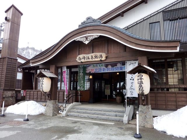 ���R����