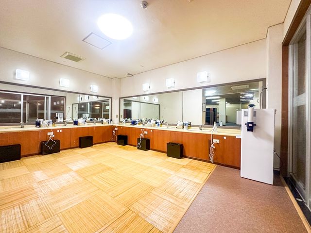 �m�X�ߎ��n_���u�}�b�N�X���]�[�g��ˍ��R