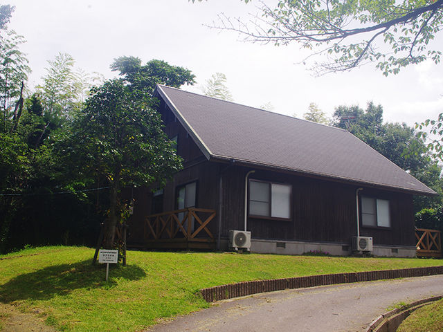 ����n�E�X�P�O���l�p�̏h���{�݂ł��B_�[�z�̋u�_�c�@�R����