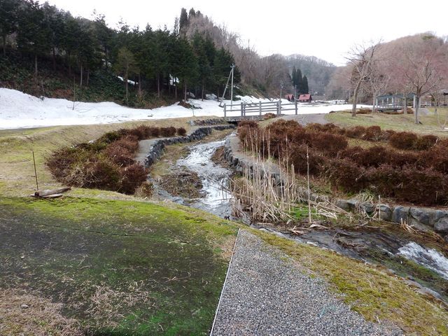 �Ƃ�܁E�ӂ������Ƒ����s��