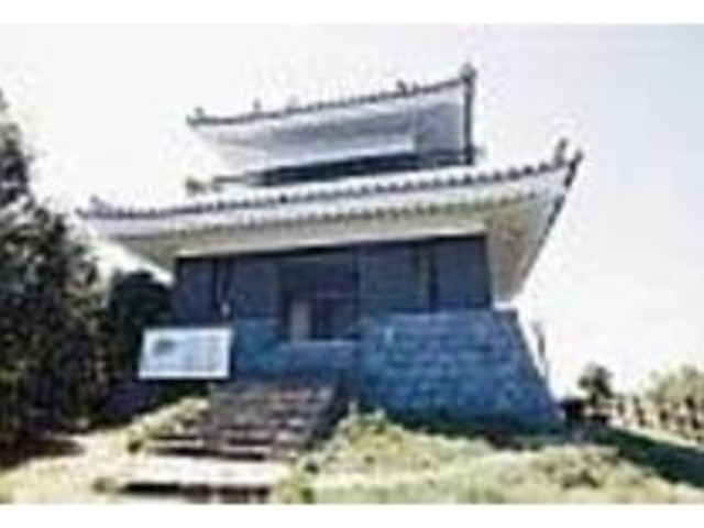 �����̎R��̓V��t���v�킹�鑢��_��R�W�]��