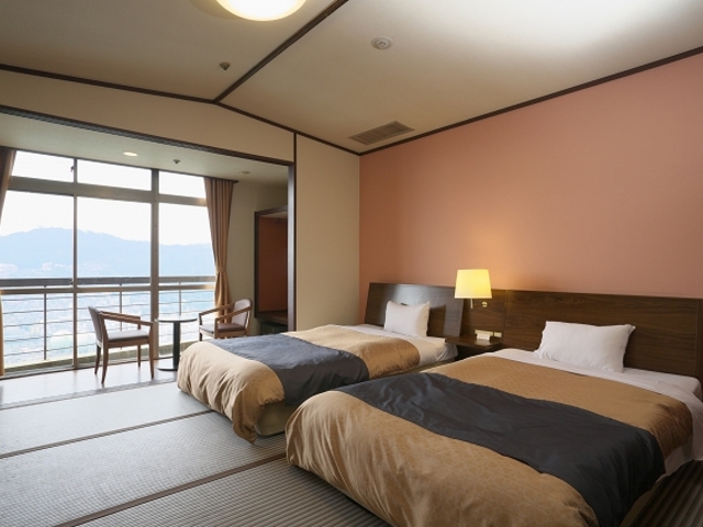 ��̏�Ƀx�b�h��u�������났�̋q���B_����ɂ����傤����