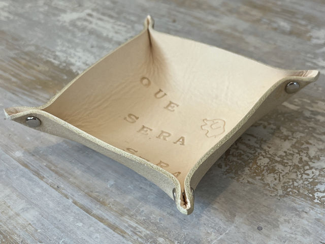 ���󂵂āA�����炵�����A�s�[�������Ⴈ���I_BLACK�@CAT