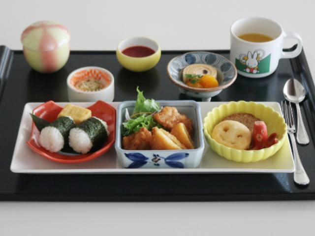 ���q�l�����`�i�c�������j
1,300�~_�z�e�������p���N�L��