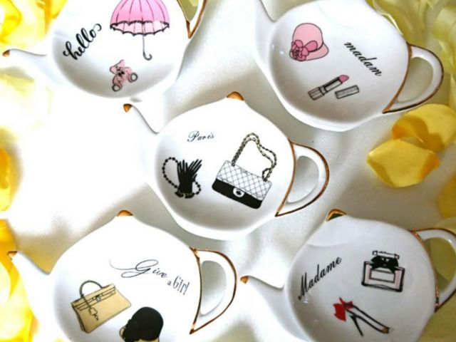 �A�N�Z�T���[�g���[�̓v���[���g�ɂ���_office�@amour�@�F�{