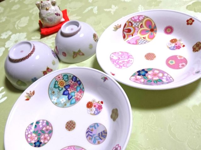 �a�ȕ��͋C�̓�����l�C�ł��B_office�@amour�@�F�{