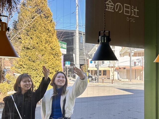 ����W���G���[���̓���