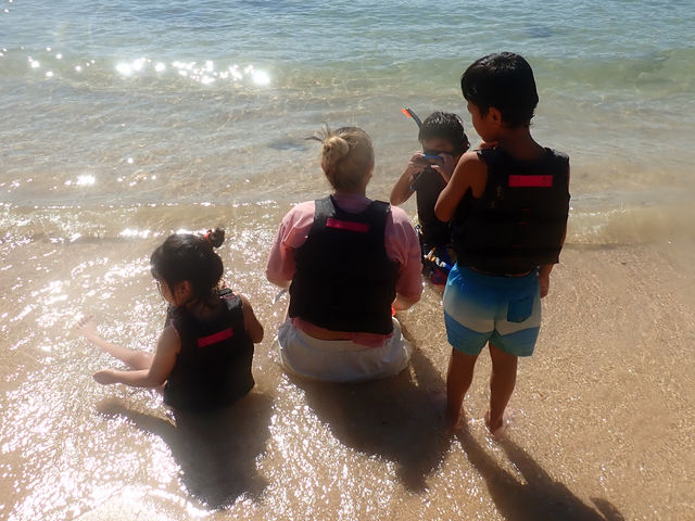 �݂�Ȃňꏏ�ɊC�𖞋iEnjoying the beach with everyone _�����ό��U����@�}�����N���u�W���C