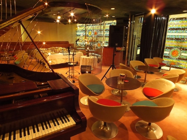 i&Bar King of Kings LOIuLOX̎ʐ^1