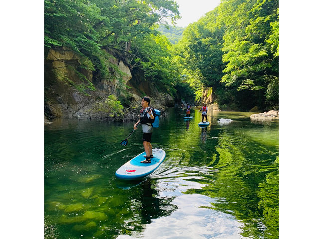 �����̃c�A�[�̖��͂̓N���[�W���O�ɂ���܂��I
�����T�b�v���o������̂ł͂Ȃ��A�����Α����قǐF�X�Ȍi�F���y���߂܂��B��������������X�|�b�g�c�A�[�I_�X�g���C�v�X�@�T�b�v�c�A�[