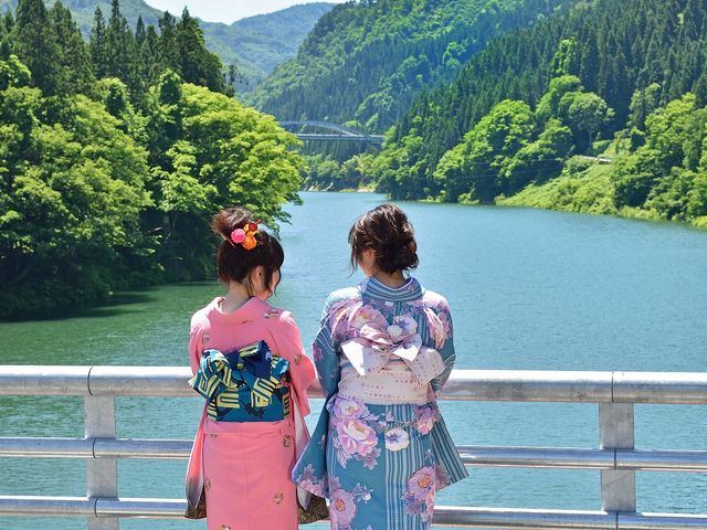 ���s���e��