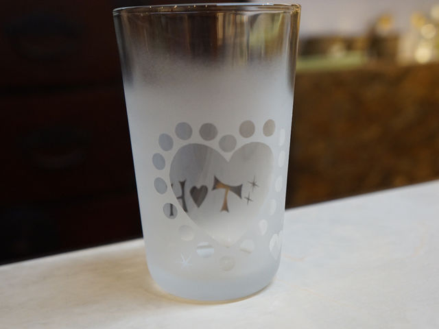 �n�[�g�̉��ɂ̓C�j�V�����������܂��B
�f�U�C���͂��q�l����ł��I
�ƌ����Ă��A���q�l�͏��߂đ̌��������������ł��B�F���񂢂������ɍ���čs���܂��B_�����H�[�n�V�S��