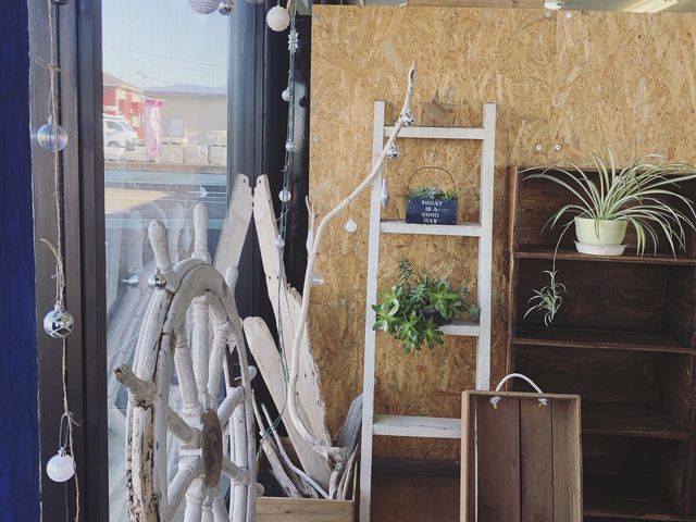 �V�[�O���X�A���؃A�[�g��i�͉ċx�݂̏h��Ȃǂɂ������߂ł��B
�C���e���A�A�A�[�g��i�����삵�����ł��I_Plus+hands�Qroom