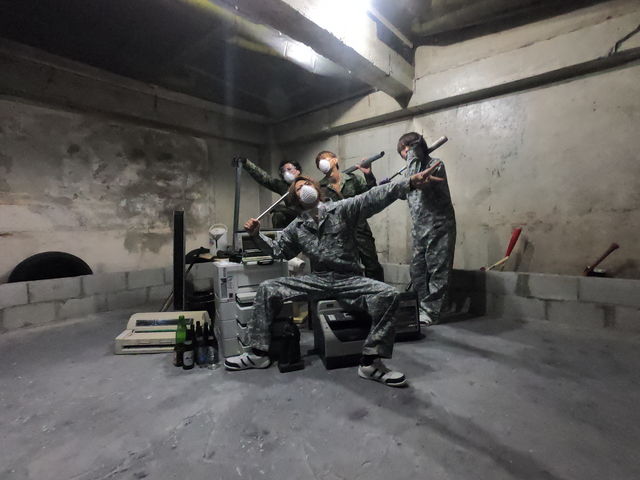 �F�ŏW�܂��đ�ʂɉ󂹂܂��B_U2 unusual underground