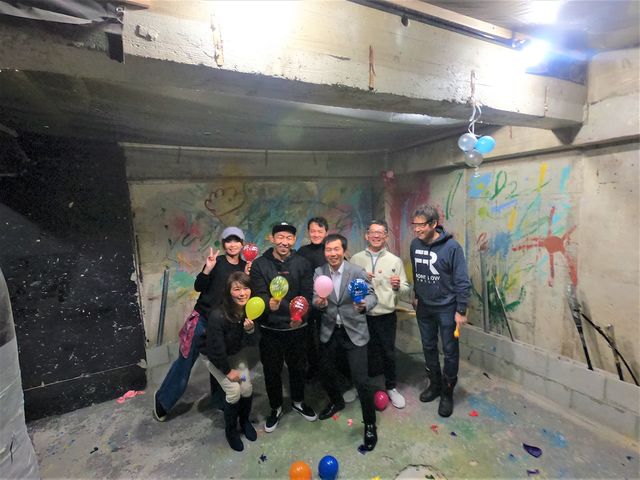 ���a������_U2 unusual underground
