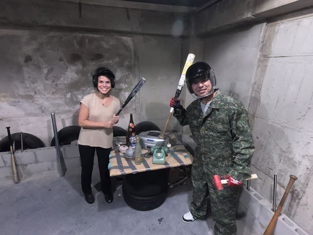 �C�O���s�̎v���o��( *�L䇁M)_U2 unusual underground