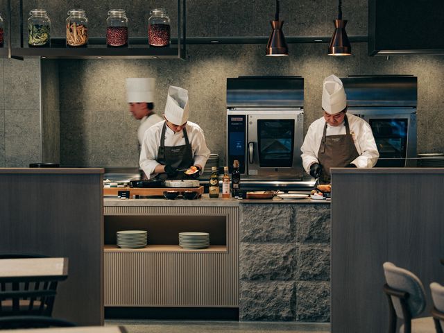 �D�y�v�����X�z�e��