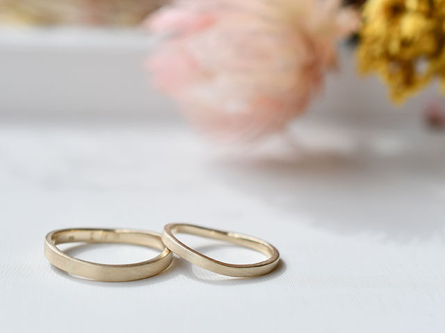 �V���o�[���E�S�[���h�����ɃE�F�[�u�f�U�C���̃����O�����肵�Ă��������܂��B�����g�ŃE�F�[�u���H�����Ă��������̂ł��D�ݒʂ�Ɏd�オ��܂��B_AIGIS�����E�\�Q���X