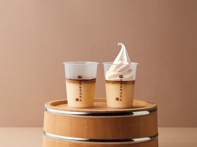 左:練乳とろとろぷりん
右:空庭ぷりんソフト
(小町茶屋)_空庭温泉 OSAKA BAY TOWER